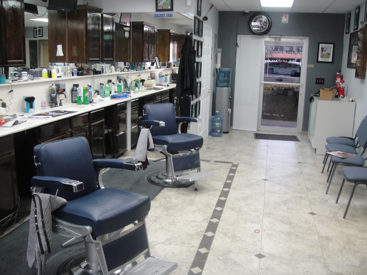 Razor's Edge Barbershop